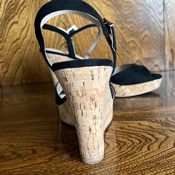 Beautiful wedges - Picture 4 of 7